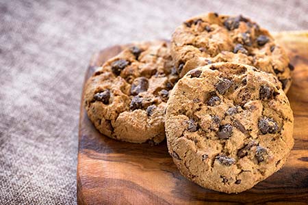 Cookies are small data files, and there are no pictures of them. These are chocolate chip cookies, and they look delicious.